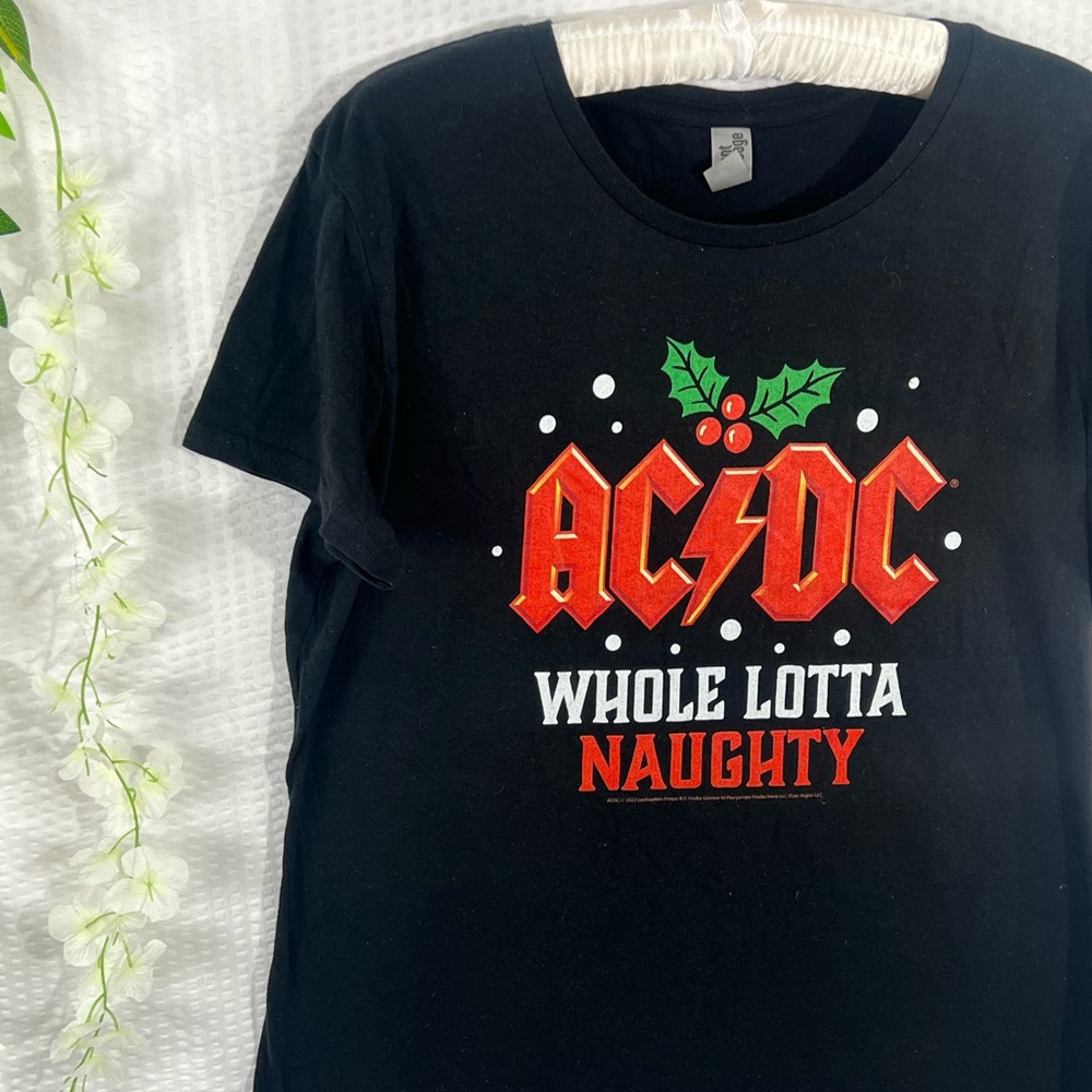 ACDC Christmas Whole Lota Naughty Graphic  Black T-Shirt  Women Size large - Picture 4 of 11